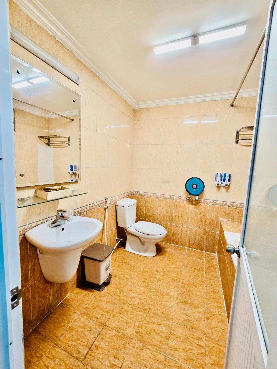 Il Divo Hostel & Spa Ханой Экстерьер фото